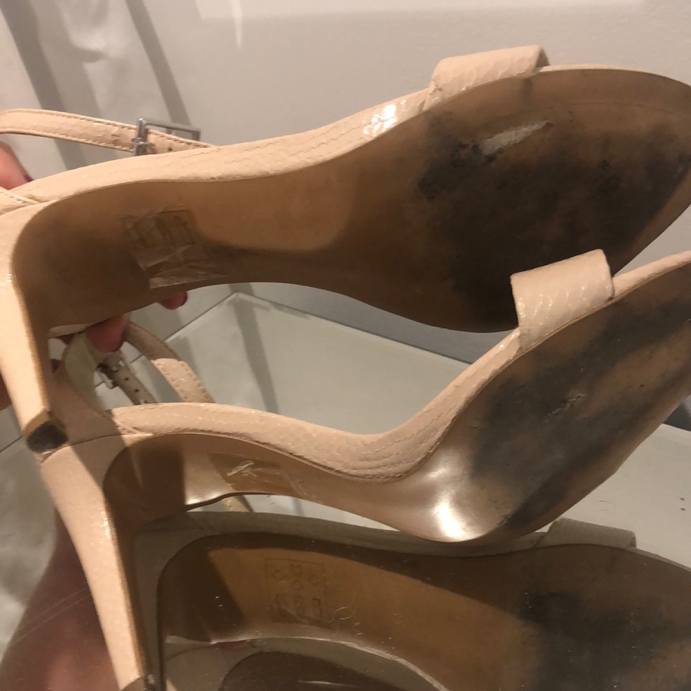 Also open toe heels - Picture 3 of 5